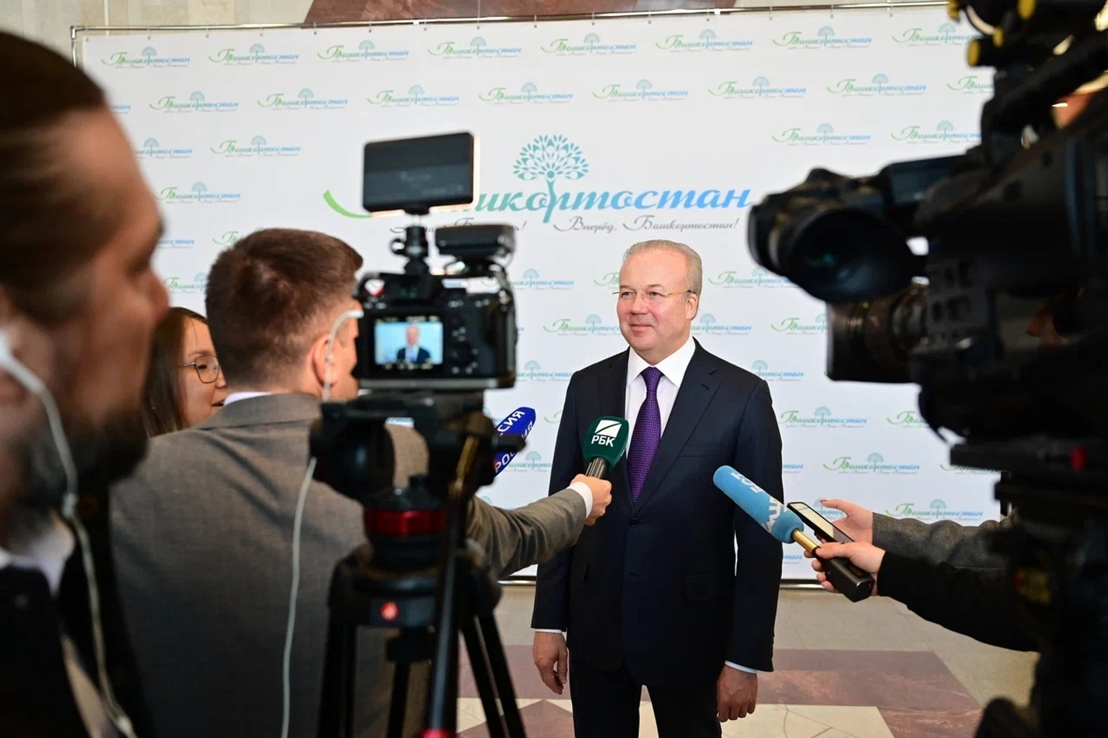 Андрей Назаров поздравил журналистов Башкирии с профессиональным праздником