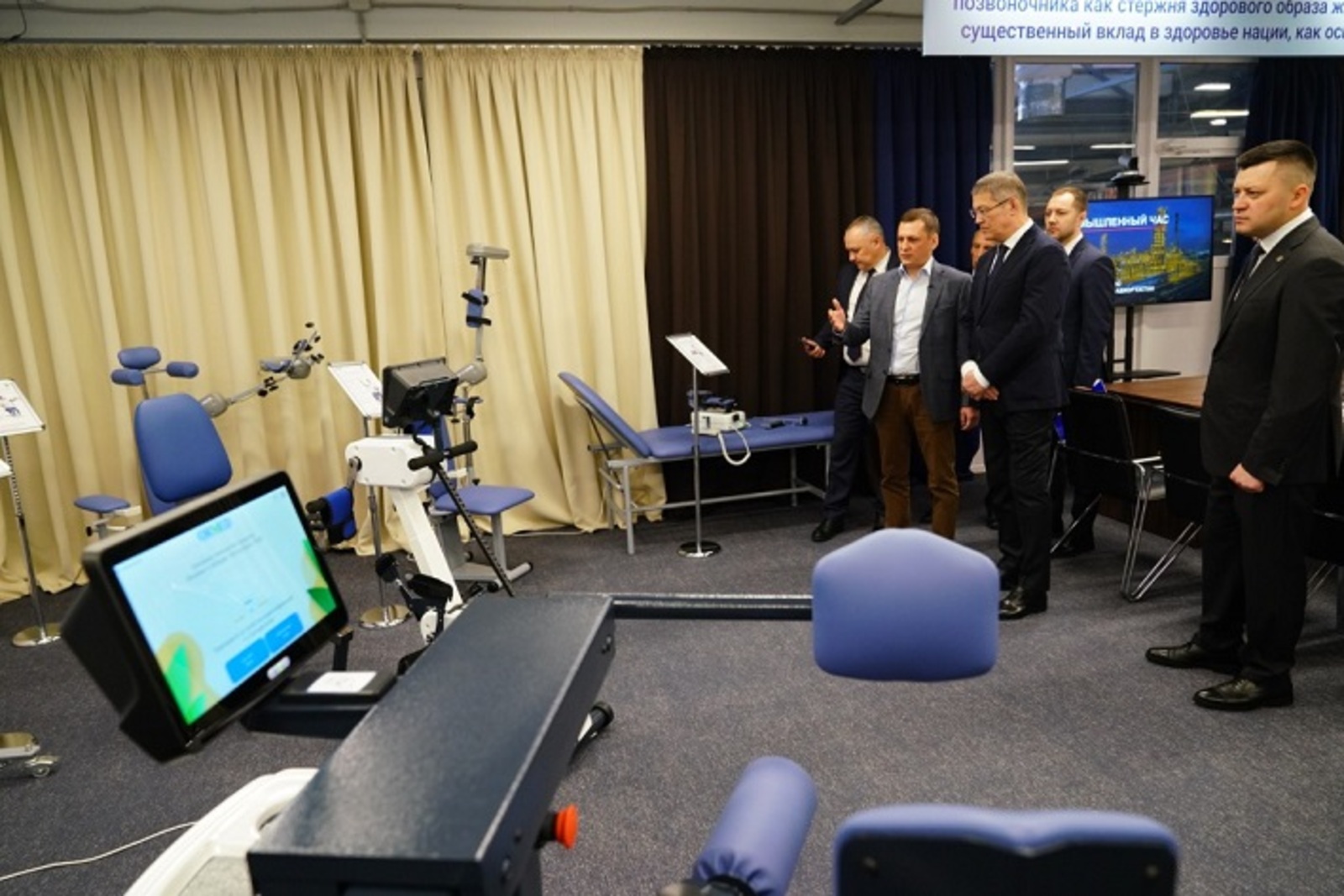 На предприятии в Уфе выпускают лечебные тренажёры с искусственным интеллектом