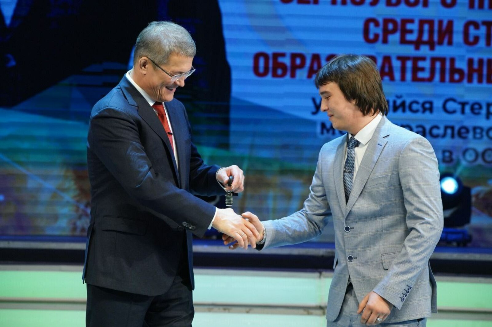 Радий Хабиров поздравил селян с профессиональным праздником