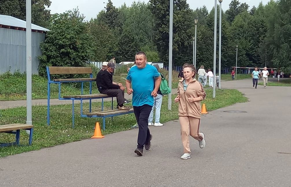 Елена АКИЕВА