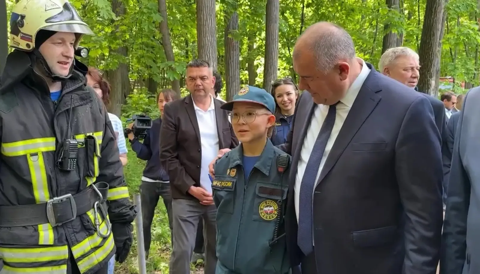 В Уфе школьник-волонтёр спасает людей и учит детей безопасности