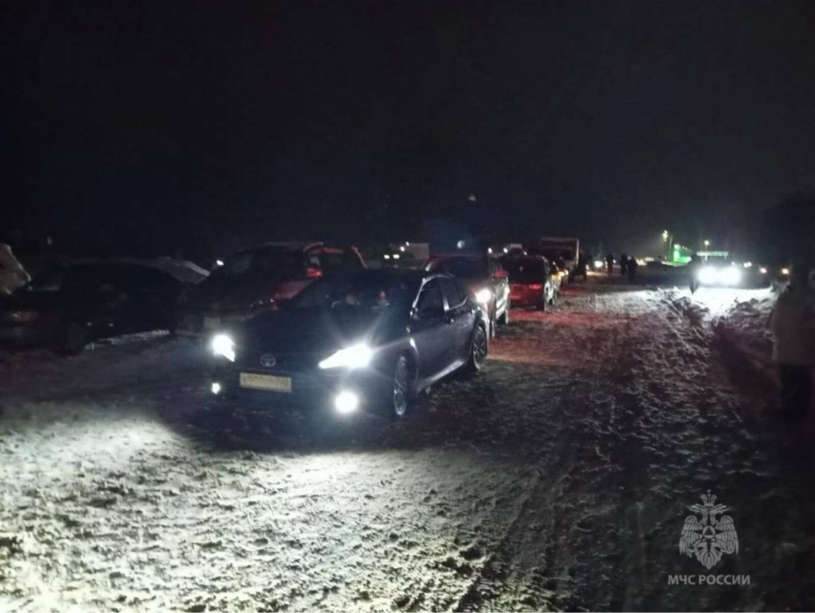 В Башкирии общежитие открыло свои двери для всех застрявших в пургу на дороге