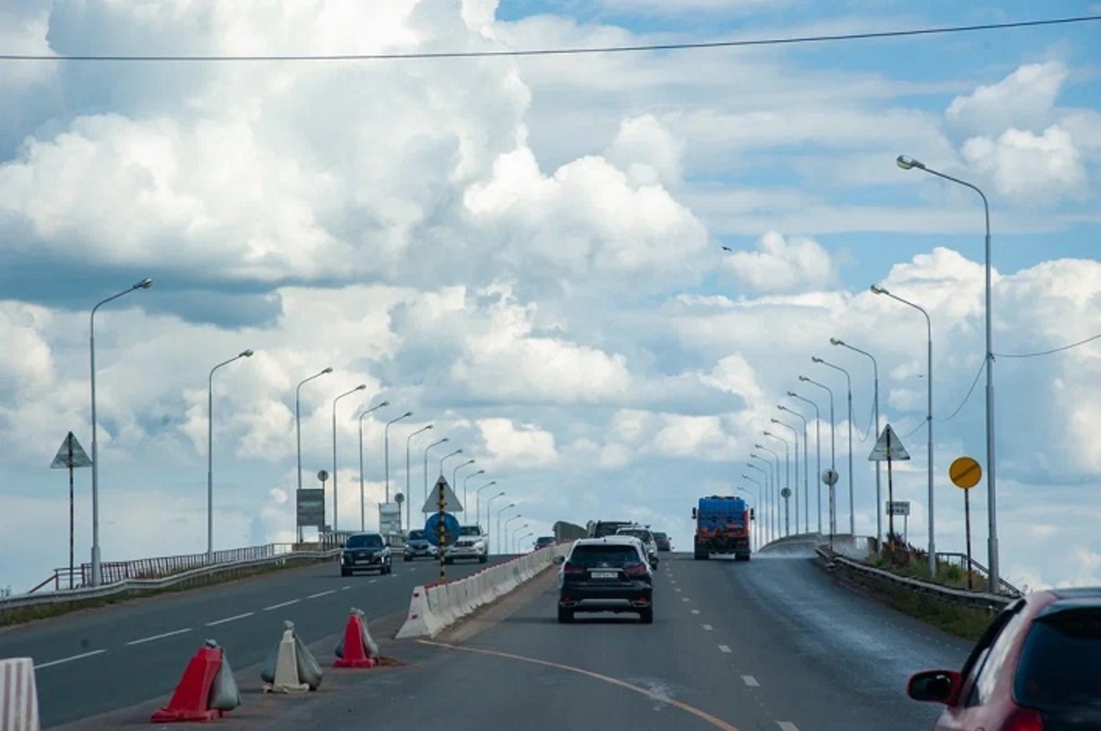 В Уфе частично перекрыли Затонский мост