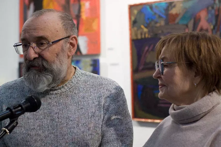 «Вверх над постоянным»