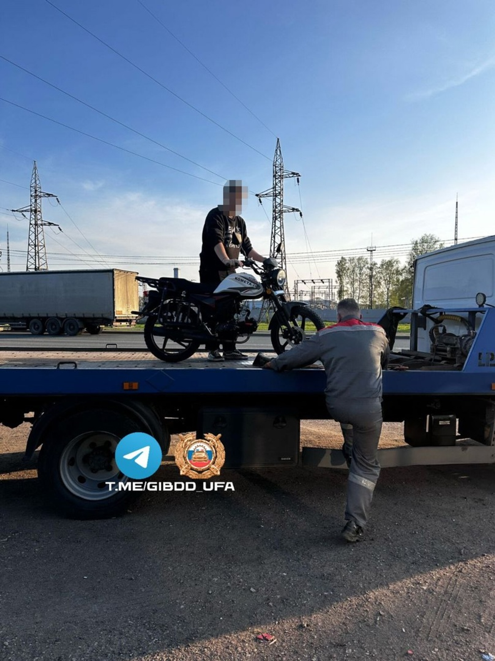 В Уфе задержали подростка на мопеде