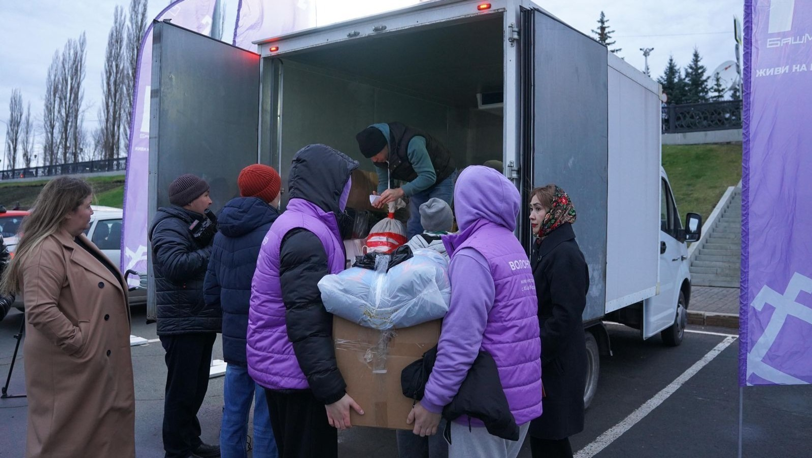 Радий Хабиров предложил почаще отправлять продовольствие студентам в Москву