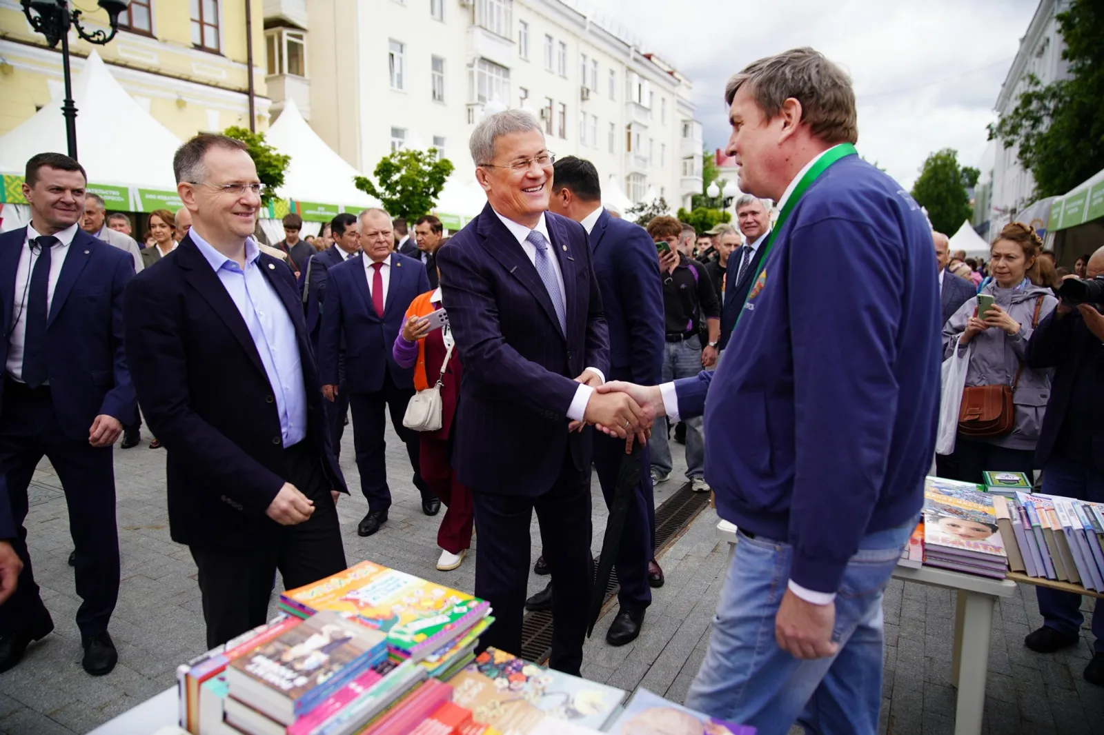 пресс-службы главы РБ «Китап-Байрам» обещает много интересных встреч.