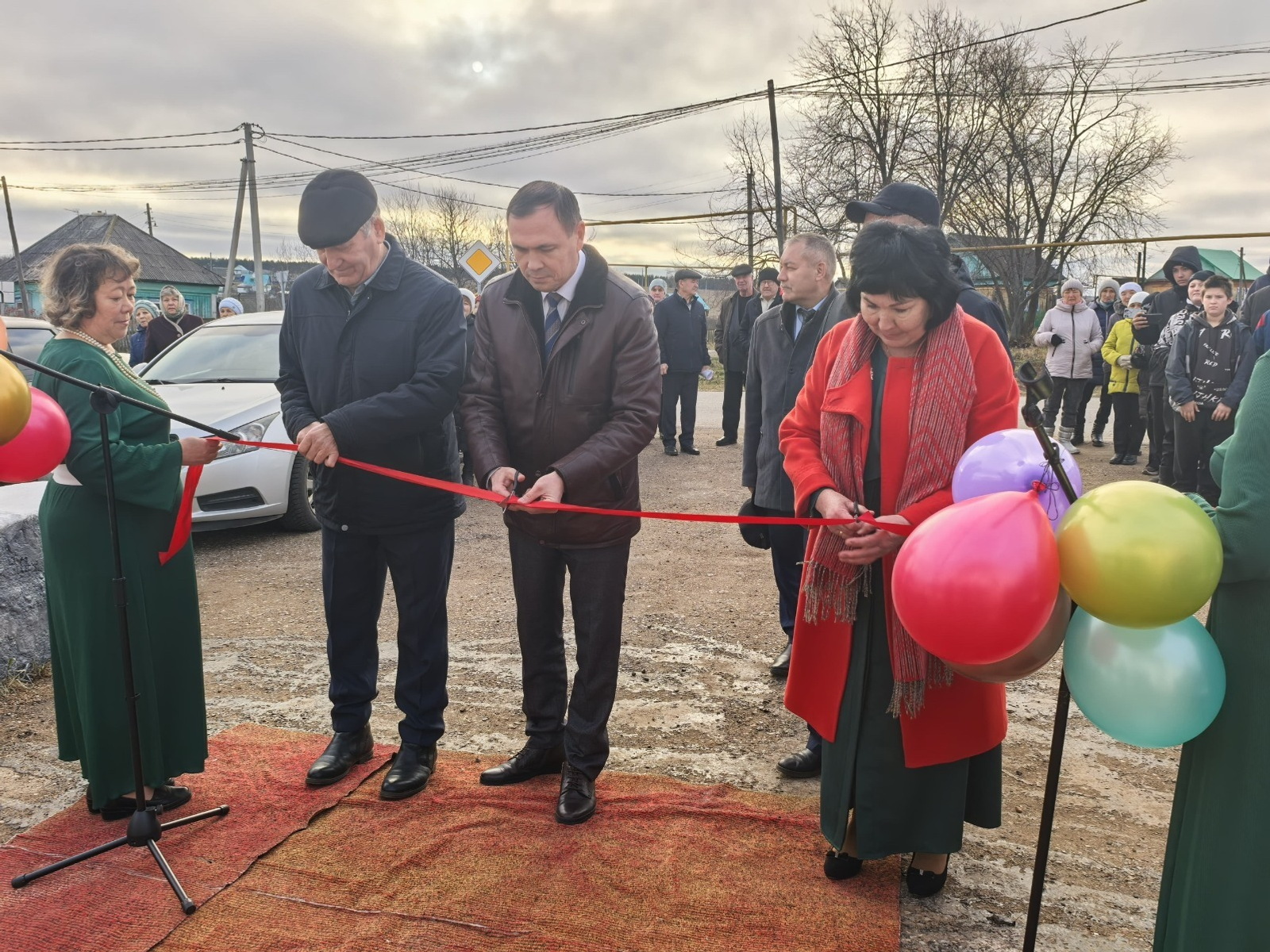 В Караидельском районе Башкирии после капремонта открыли клуб и библиотеку