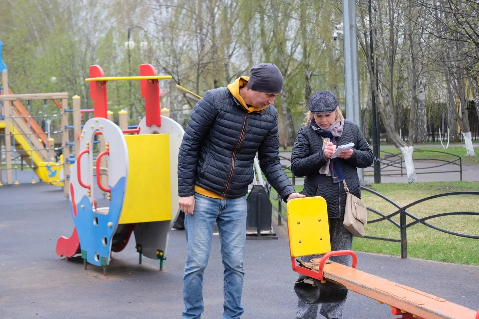 В Башкирии стартовал сезонный мониторинг безопасности детских площадок