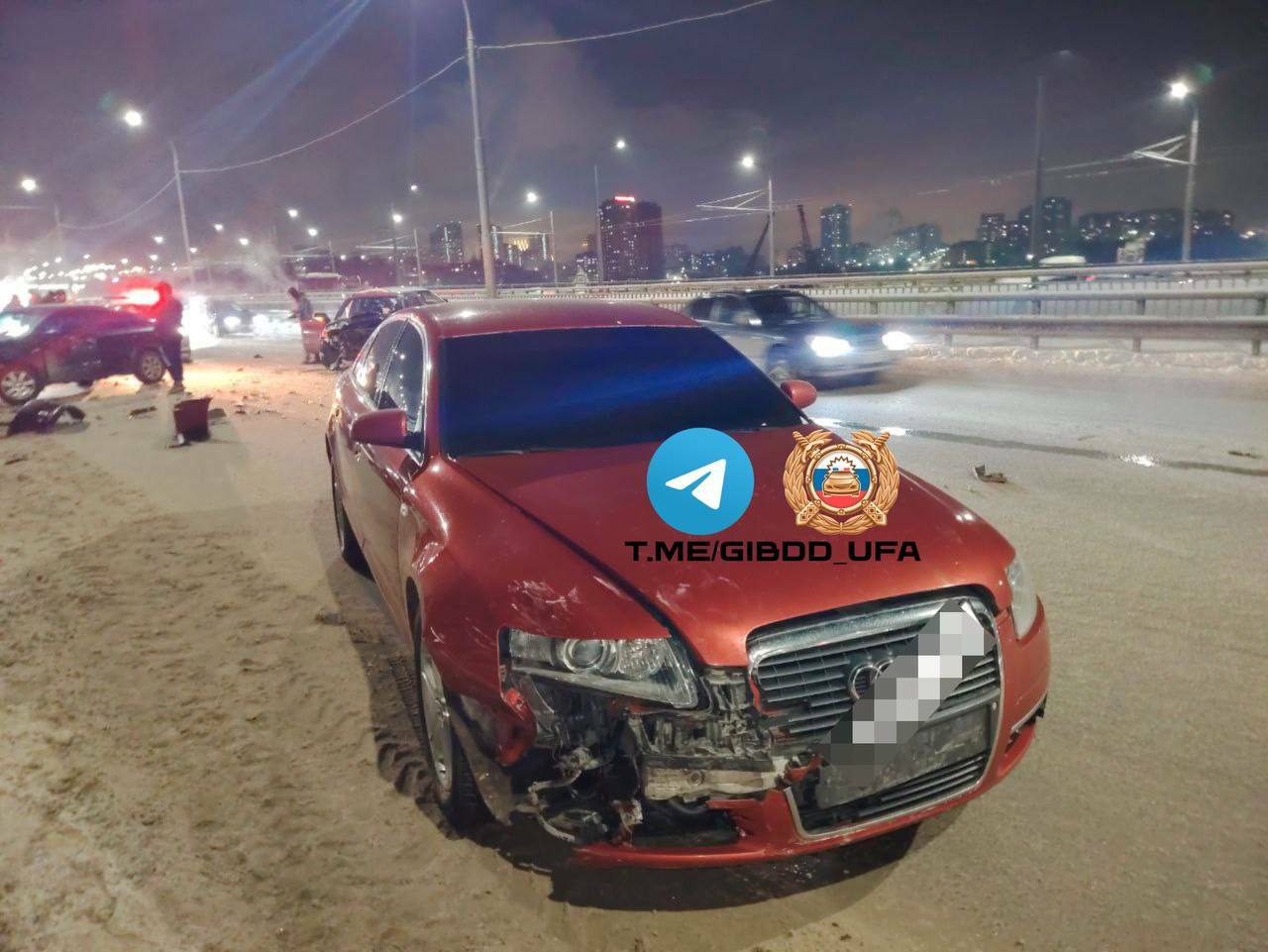 В Уфе столкнулись шесть иномарок