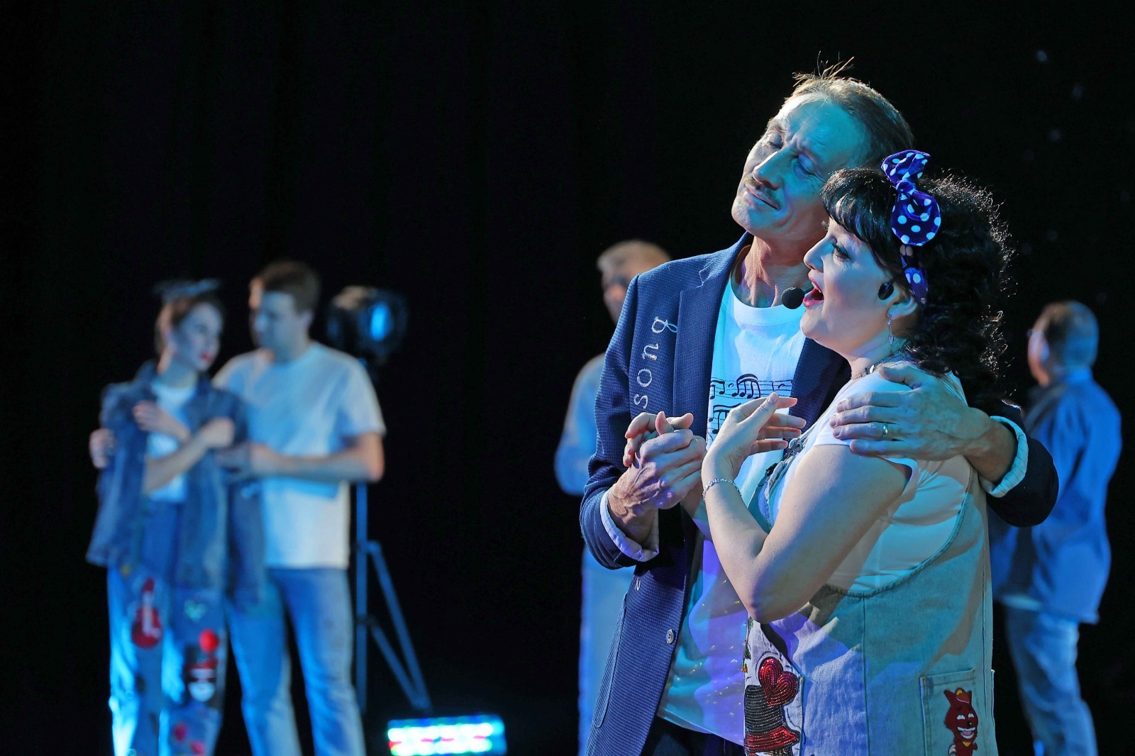 В Уфе в театре оперы и балета прошла премьера мюзикла a capella «Любовь - это...»