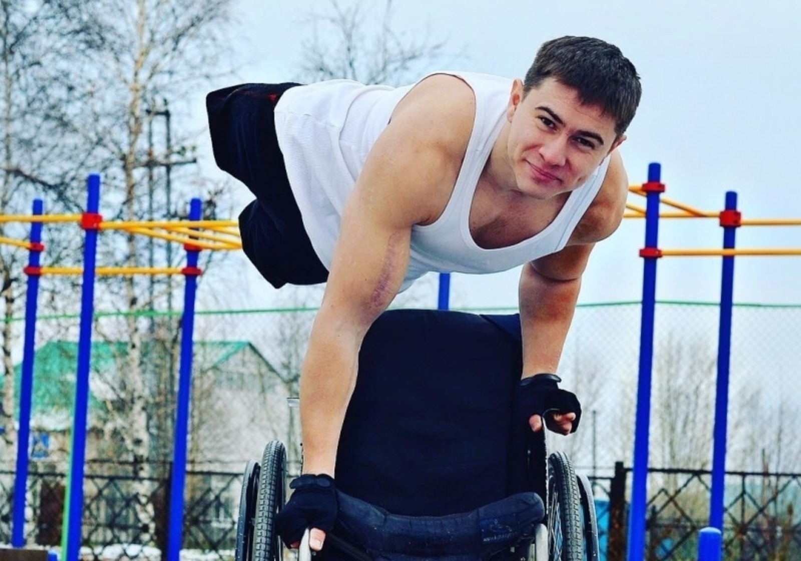 Рустам Набиев слетал в Иркутск, чтобы поддержать молодого человека, потерявшего ноги